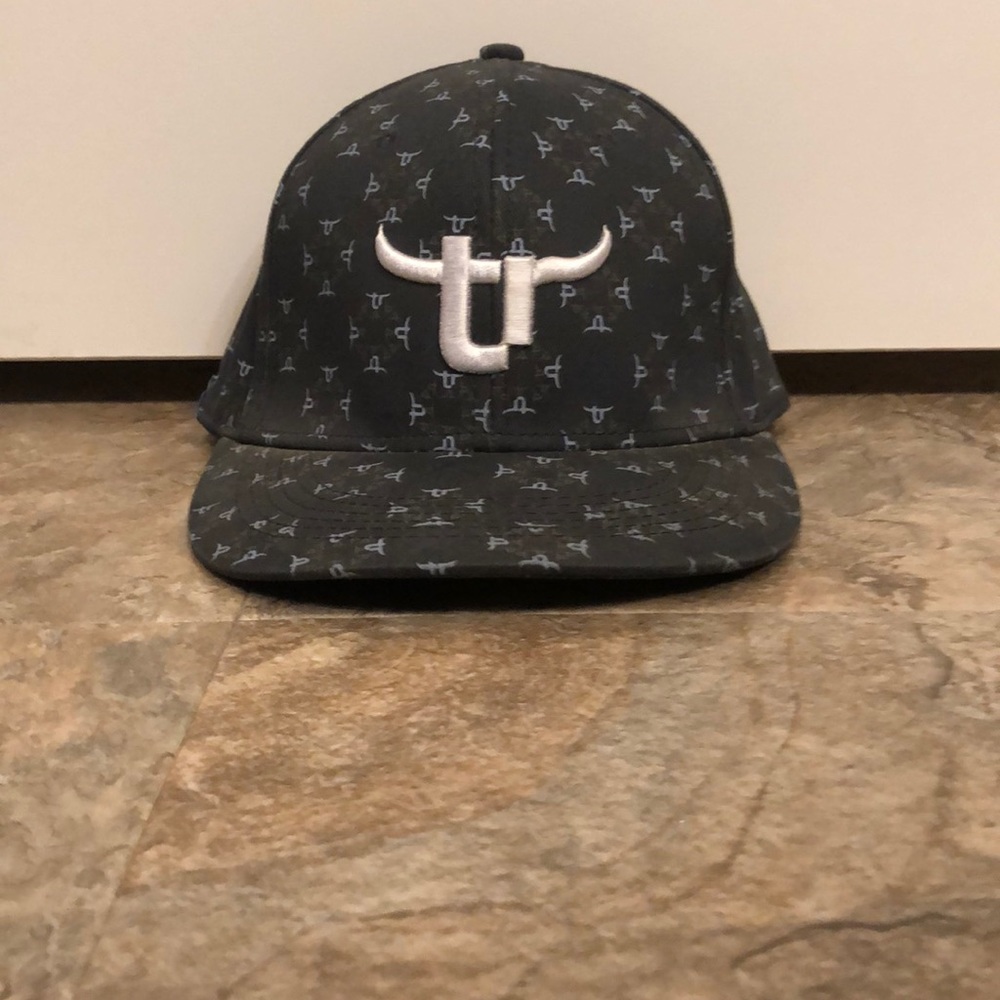 Flat bill Team Roping cap